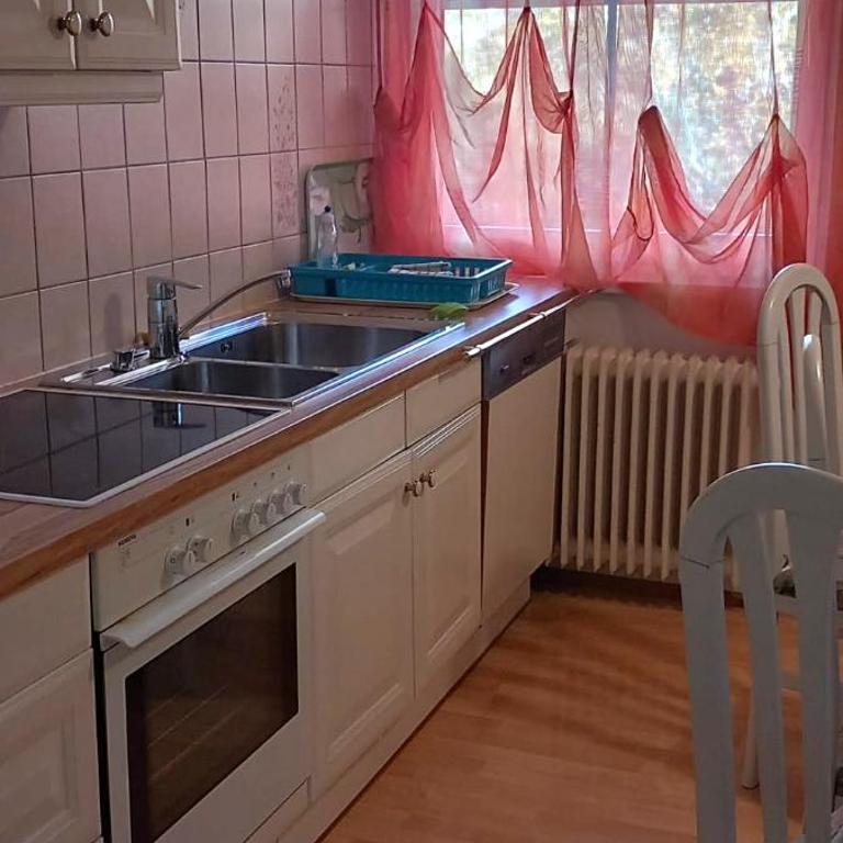 Kunterbunt Seehaus - Apartment mit 1 Schlafzimmer und Balkon - 12