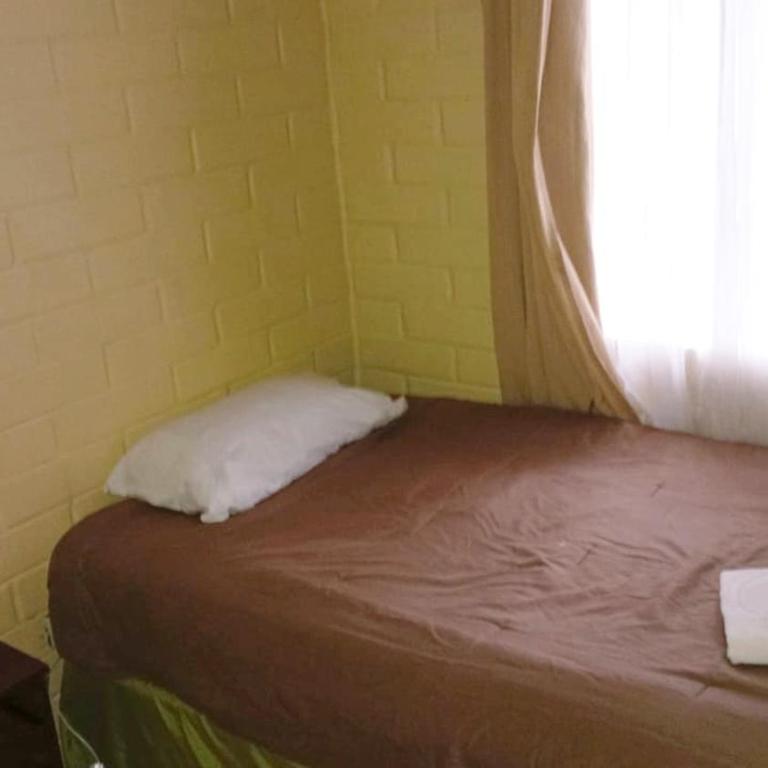 Alojamiento Rústic - Standard Double Room with Shared Bathroom - 11