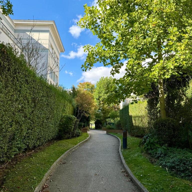 Spacieux 70m2 - 2 chambres - 5 min Disneyland - Appartement 2 Chambres - 43