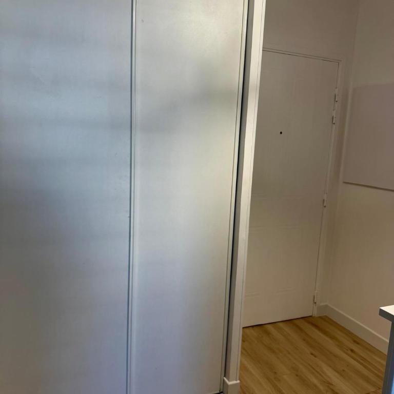 Spacieux 70m2 - 2 chambres - 5 min Disneyland - Appartement 2 Chambres - 37