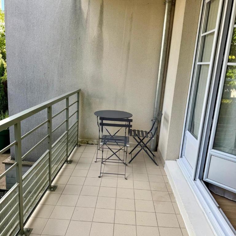 Spacieux 70m2 - 2 chambres - 5 min Disneyland - Appartement 2 Chambres - 40