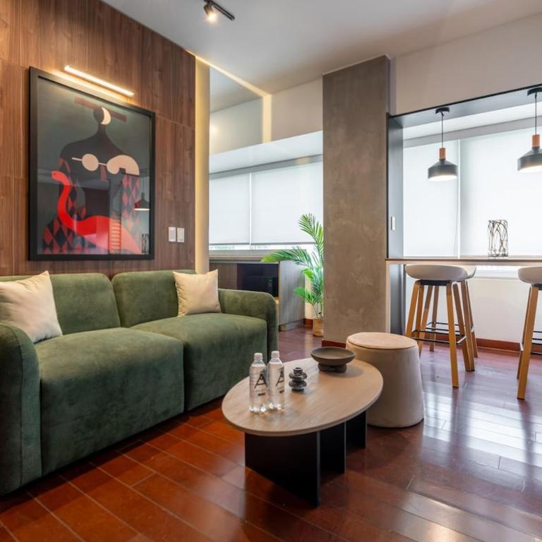 Oceanfront 2BR on Miraflores Malecón Rooftop Pool & BBQ - Two-Bedroom Apartment - 18