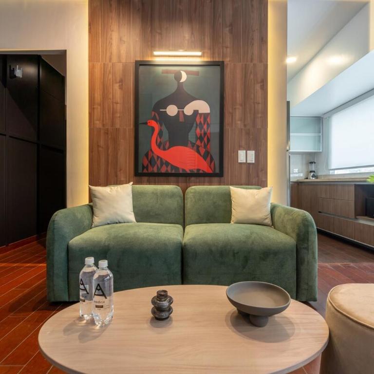 Oceanfront 2BR on Miraflores Malecón Rooftop Pool & BBQ - Two-Bedroom Apartment - 57