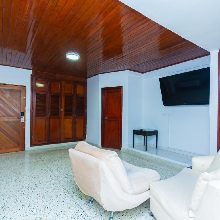 Hotel Med Suites 94 - Habitación Triple - 7