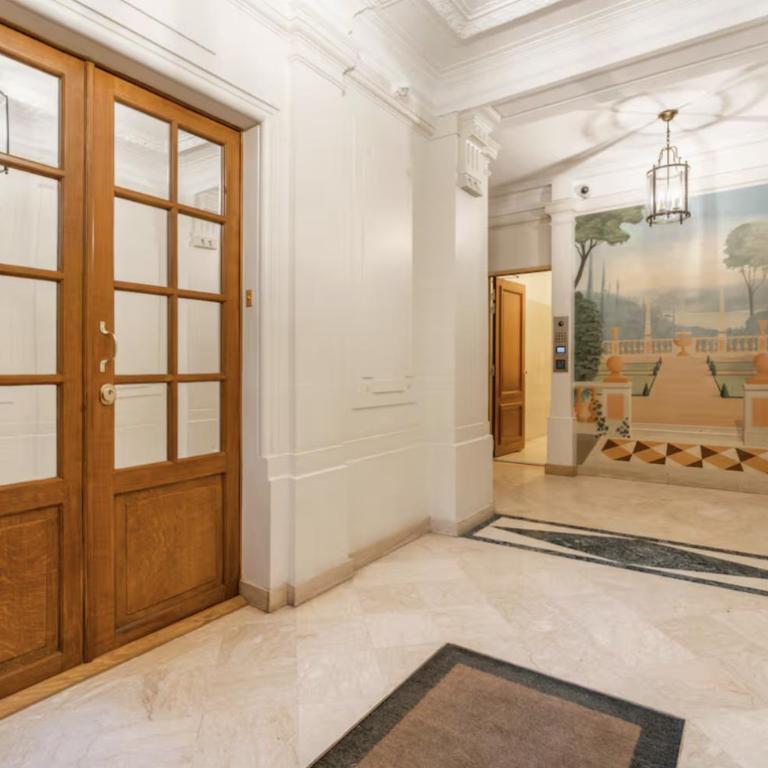 Superbe Studio a 5 mn de la TOUR EIFFEl à PIED IDEAL Touristes et professionnel moins 15pourcents sur les longs séjours - Appartement 1 Chambre - 9