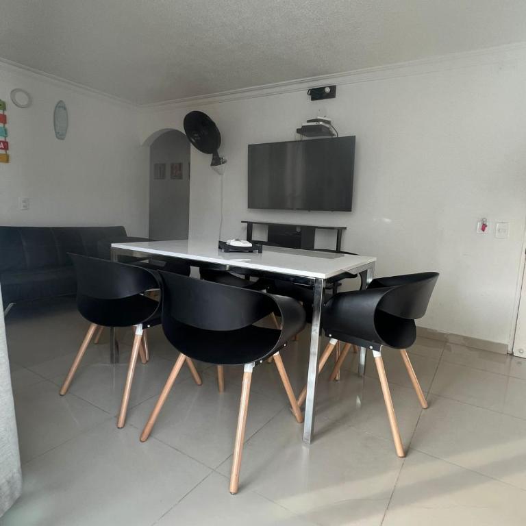 El Rodadero, 4 habitaciones con piscina y terraza - Apartamento con vistas a las montañas - 25