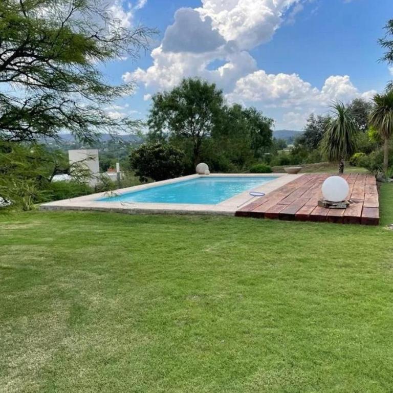 CASA DE CATEGORIA EN LAS SIERRAS de CORDOBA - Casa de 3 dormitorios - 2