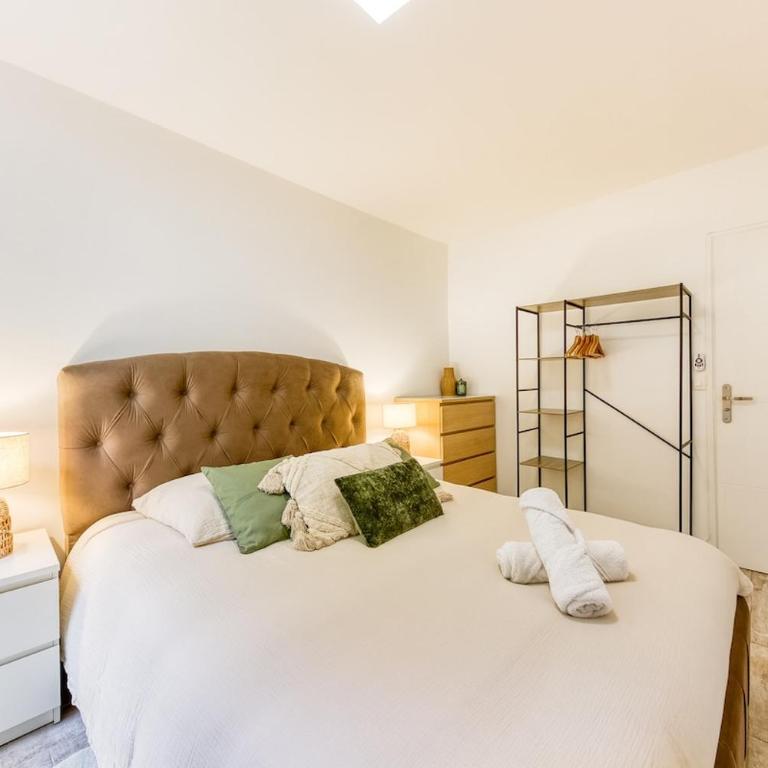 2-bedroom apartment 2 min from metro 13, close to Stade de France - Two-Bedroom Apartment - 3