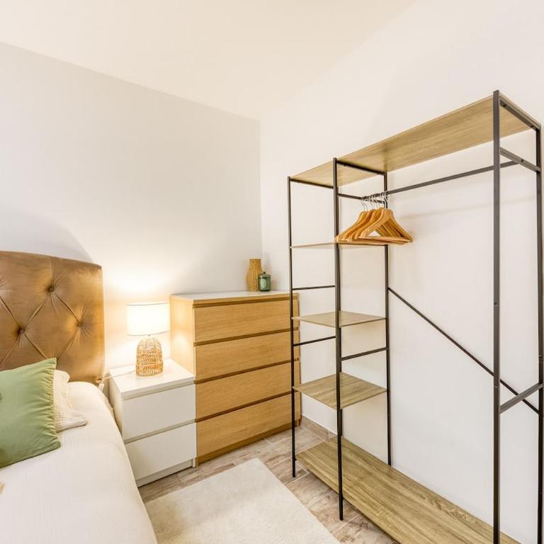 2-bedroom apartment 2 min from metro 13, close to Stade de France - Two-Bedroom Apartment - 5