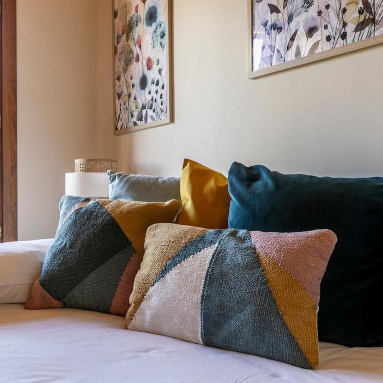 Paramita Adosado con Jardin - Four-Bedroom House - 77