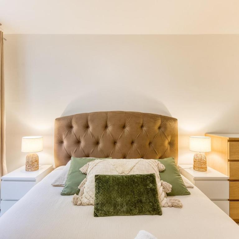 2-bedroom apartment 2 min from metro 13, close to Stade de France - Two-Bedroom Apartment - 27