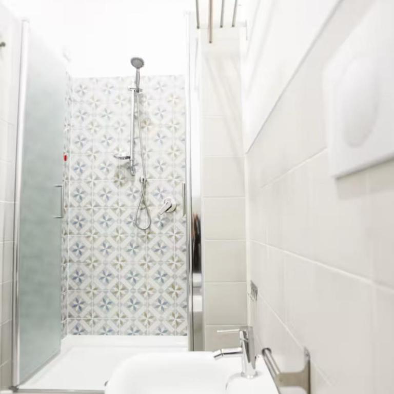 Duomo 34 Guest Room - Camera Quadrupla con Bagno Privato - 8