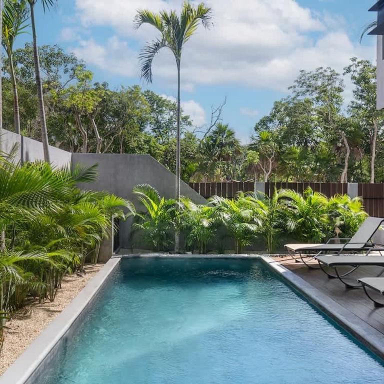 6BR Villa at Premium Location 24 h Security - Villa - 5