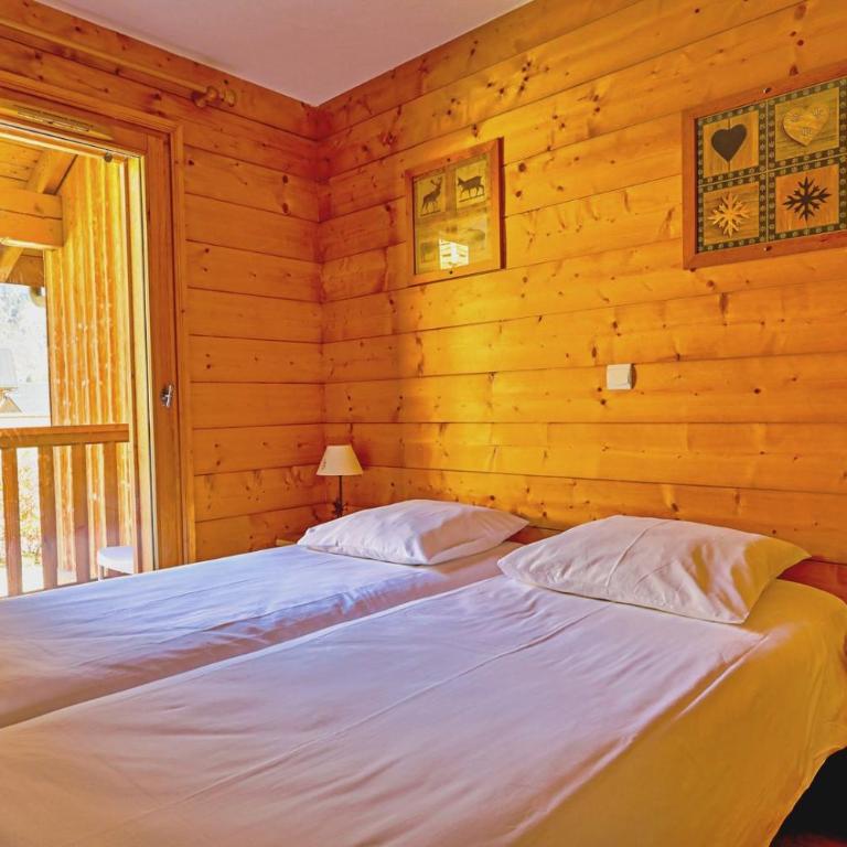 Rochu - 10 personnes Spa, Calme & Vue Montagne - Appartement 1 Chambre Supérieur avec Balcon - 11