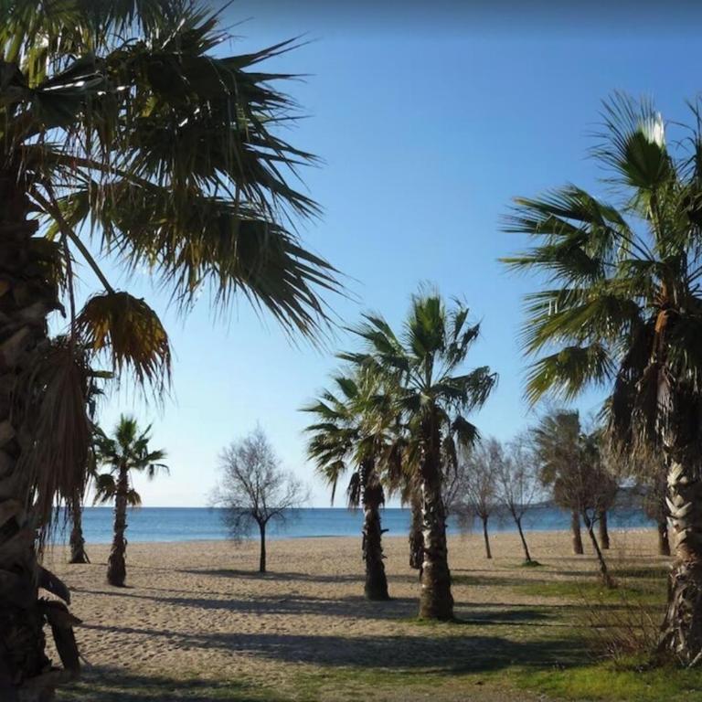 Studio vue imprenable sur port frejus - Monolocale con Vista Mare - 2