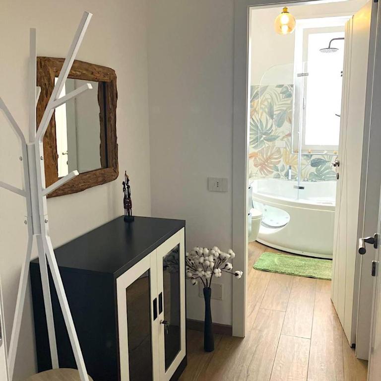 Charming king appartment with balcony and jacuzzi - Monolocale King Deluxe - 14
