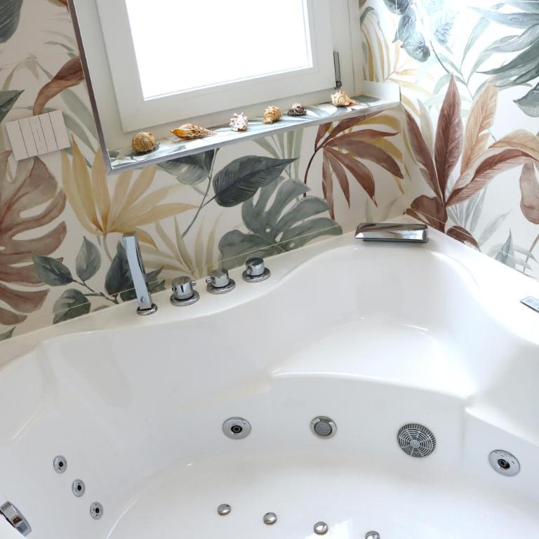 Charming king appartment with balcony and jacuzzi - Monolocale King Deluxe - 15