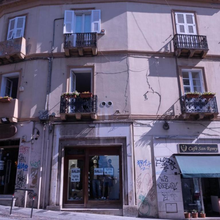 Cagliari Downtown - Piazza Martiri suite - Appartamento con 1 Camera da Letto - 20