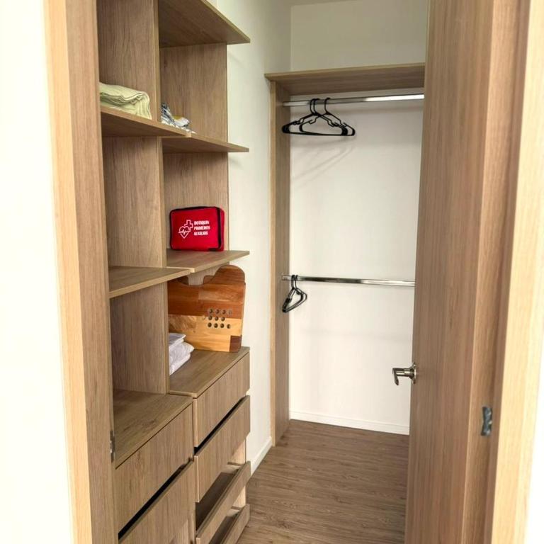 Moderno Apartamento Campestre con Vista a Pereira - Two-Bedroom Apartment - 13