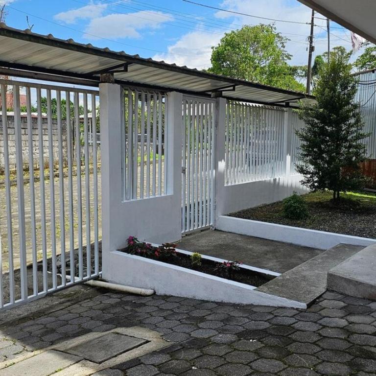 Hermosa casa para max 9 pe - Four-Bedroom Vacation Home - 3