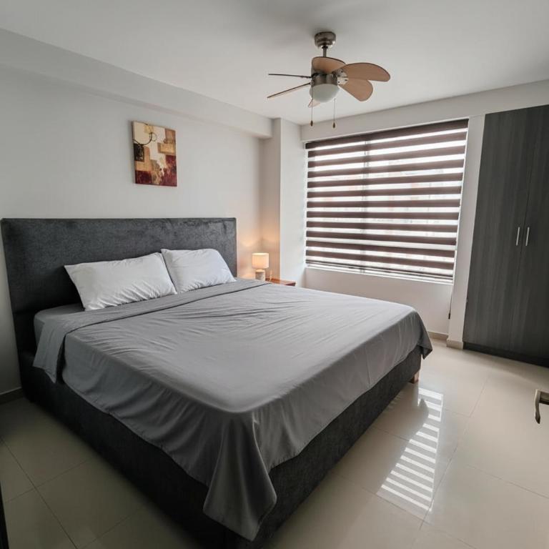 Departamento excelente vista y ubicación en Tonsupa - Two-Bedroom Apartment - 21