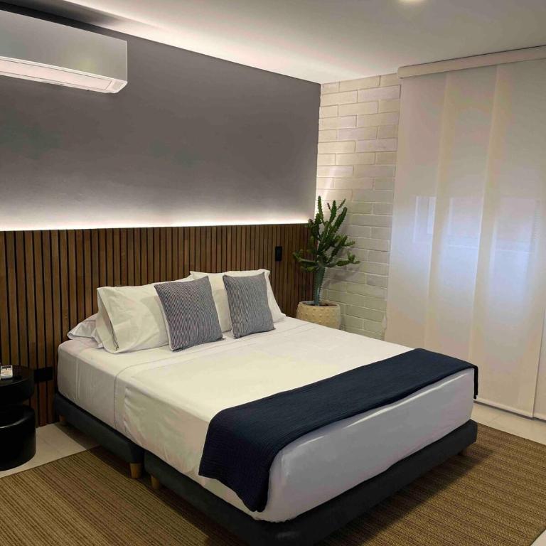 Urban Calm Studio - Room #1518497301 - 28