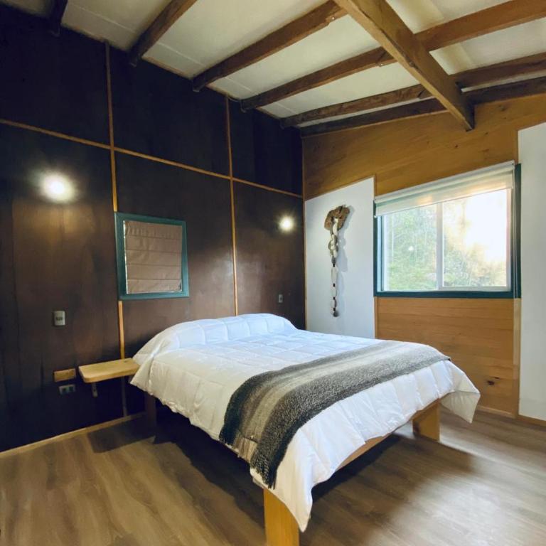 Posada de Expediciones Kahuel - Habitación Doble con baño privado - 4