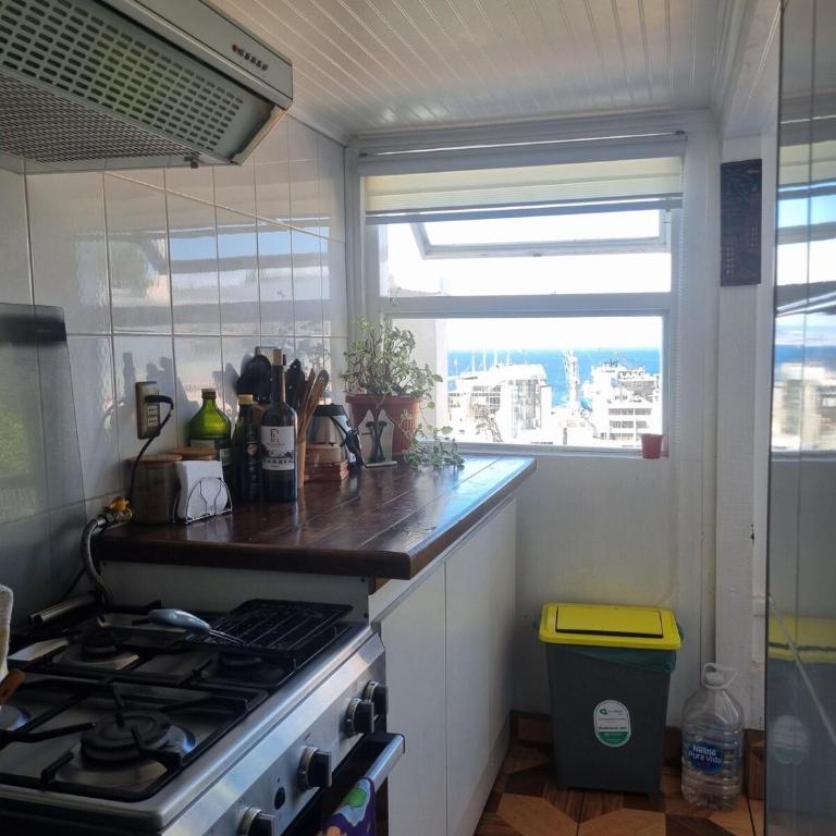 Comfortable and family house in Cerro Alegre - Three-Bedroom Home - 10
