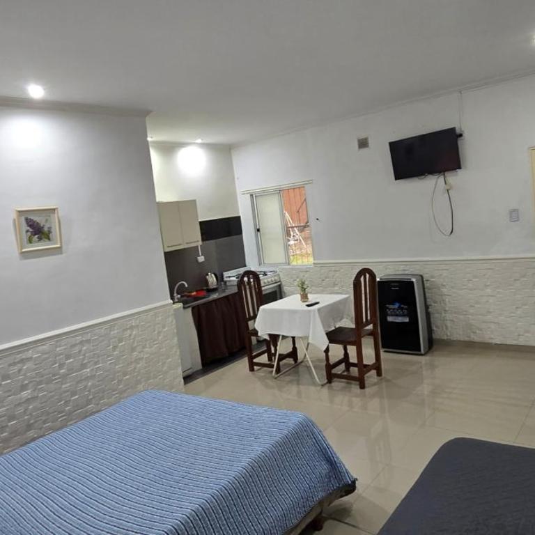 Monoambiente Pringles 1740 Planta Baja Parking Gratis - Apartamento de 1 dormitorio - 2