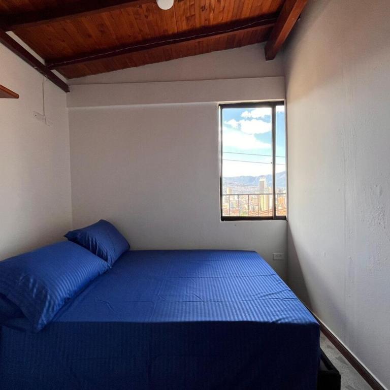 Apartment near downtown - One-Bedroom Apartment - 10