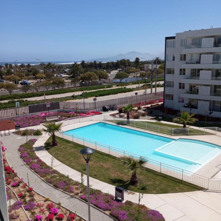 Jardines del Pacifico - Three-Bedroom Apartment - 1