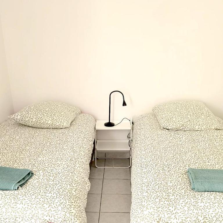 T2, T3 ou studio a Saint Nazaire parking gratuit IDEAL PRO ET VACANCES - Appartement - Rez-de-Chaussée - 6