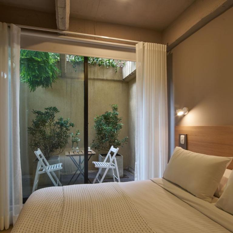 Refined Urban Living in Chapinero Alto - Apartamento Loft de 1 dormitorio con balcón - 1