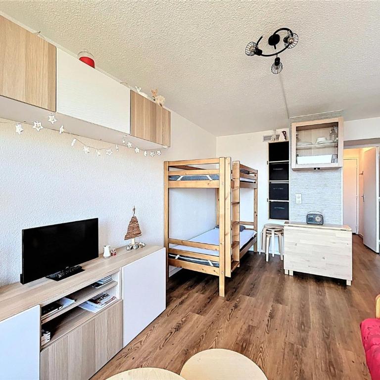 Studio rénové skis aux pieds, balcon vue montagne, wifi gratuit, 4 pers - Studio - 2
