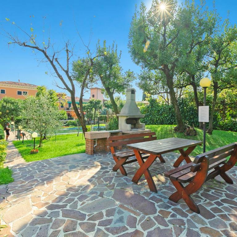 Bogliaco Lake Front - Happy Rentals - Appartamento con Vista Montagna - 12