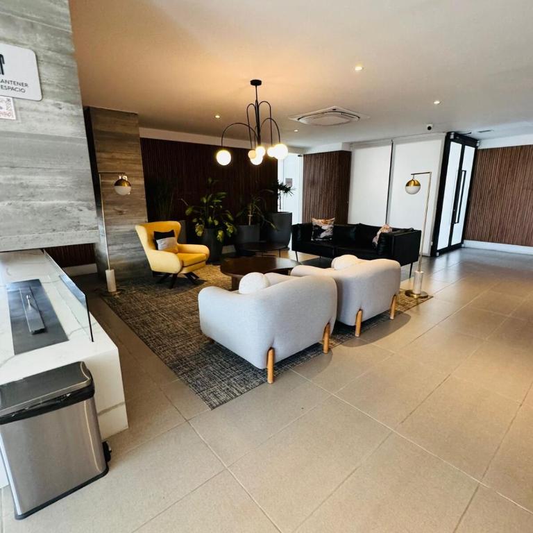 Apartment in Alameda - Two-Bedroom Apartment with Resort View - 17