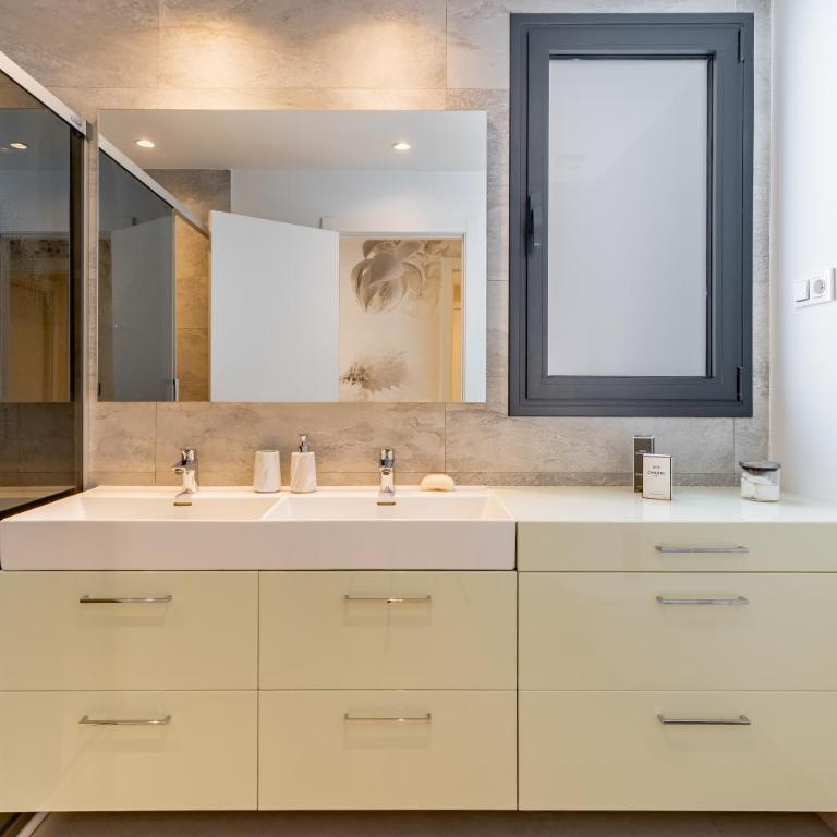 Modern 3 bedroom apartment with sea views - Apartamento de 3 dormitorios - 20