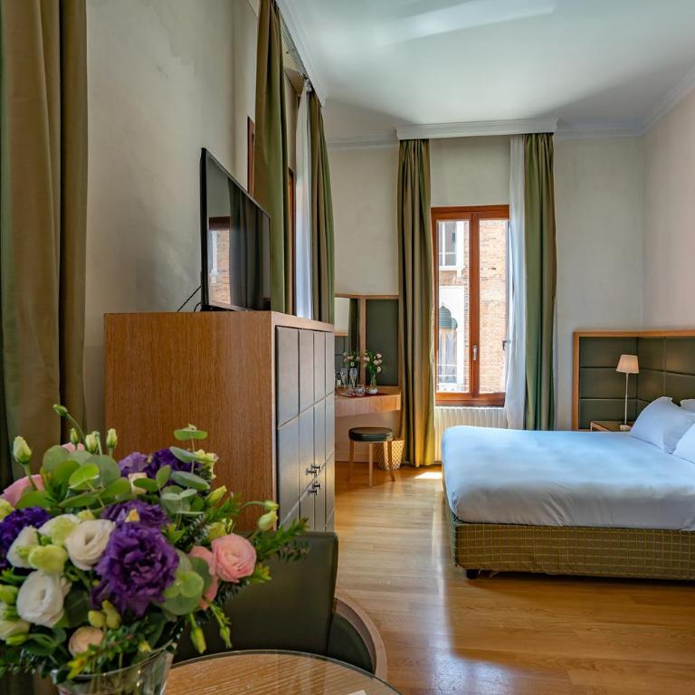 Residenza San Marco " La Padrona" - Camera Matrimoniale con Vista Canale - 11
