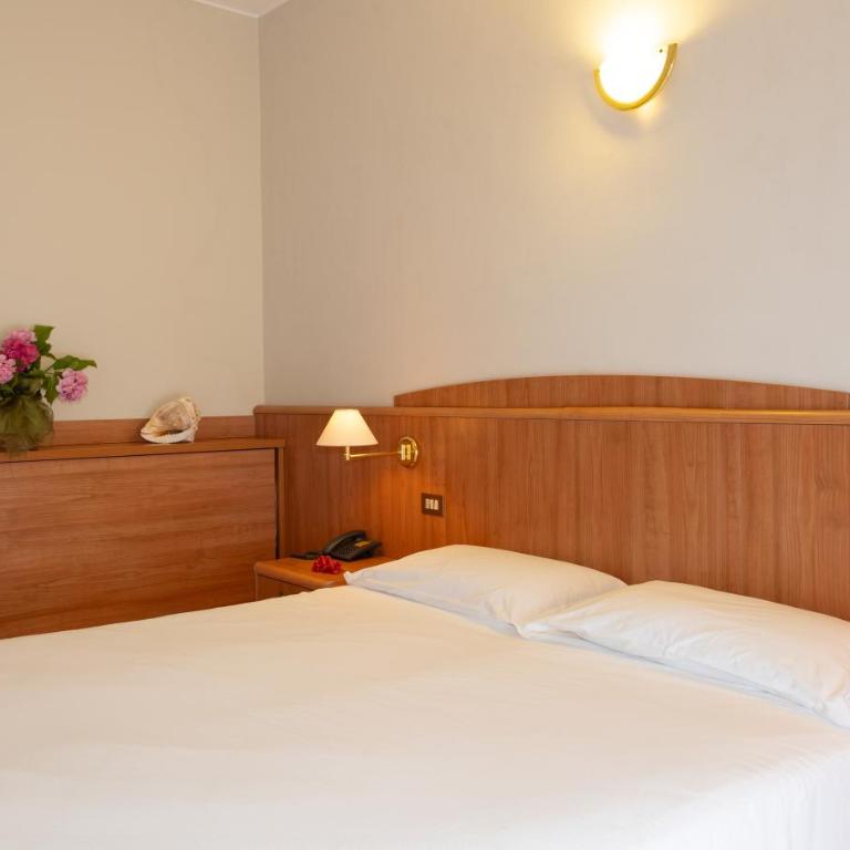 Hotel Smeraldo - Camera Familiare (2 Adulti + 2 Bambini) - 10