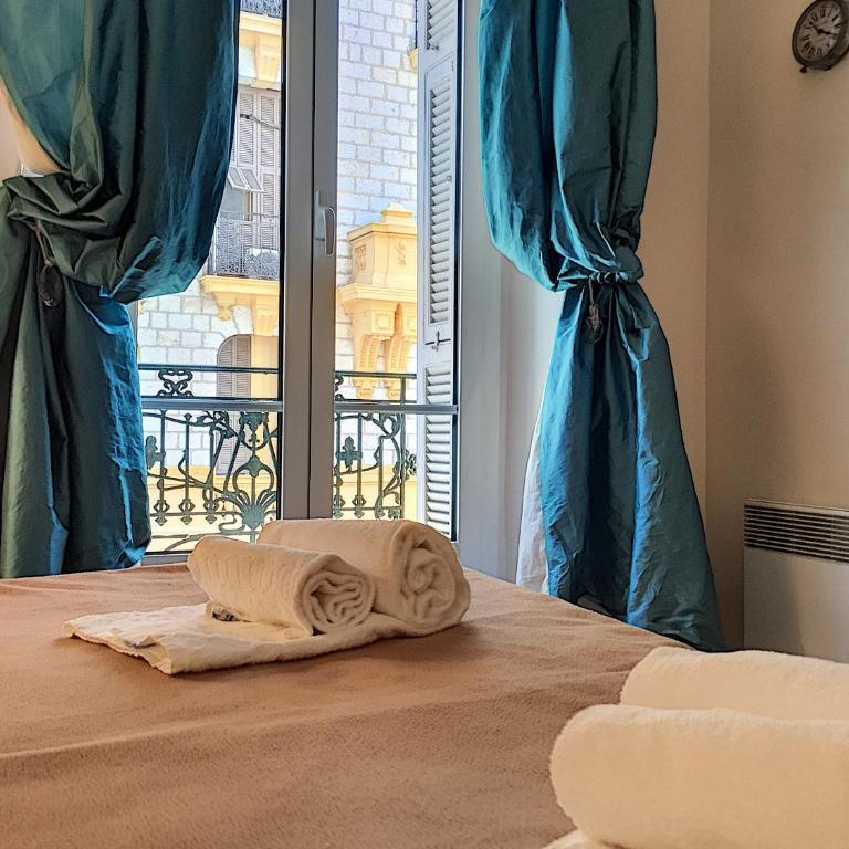 Nestor&Jeeves - PALAIS ALICE - Central - Near Beach - Appartement - 9