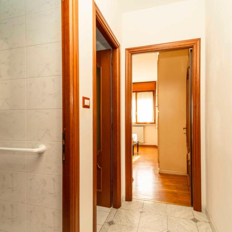 BnB Chambery - Homezon - Two-Bedroom Apartment - 12