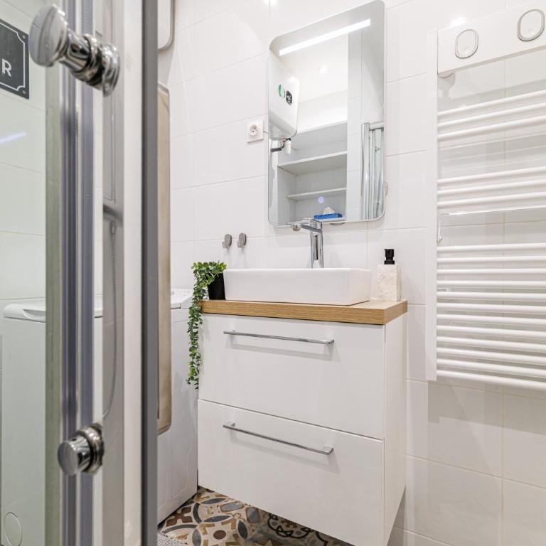 Centre Nice - 10 min plage - 5 min des transports en commun - Appartement 1 Chambre - 2