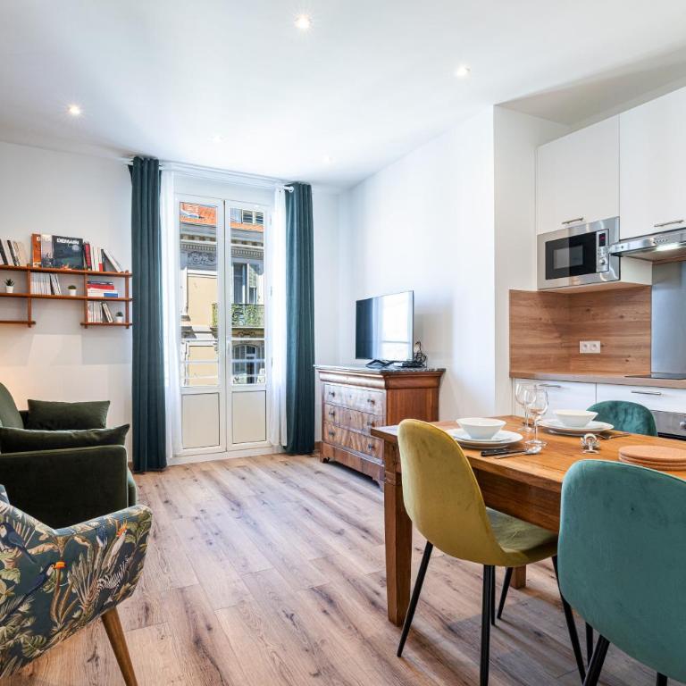 Centre Nice - 10 min plage - 5 min des transports en commun - Appartement 1 Chambre - 4