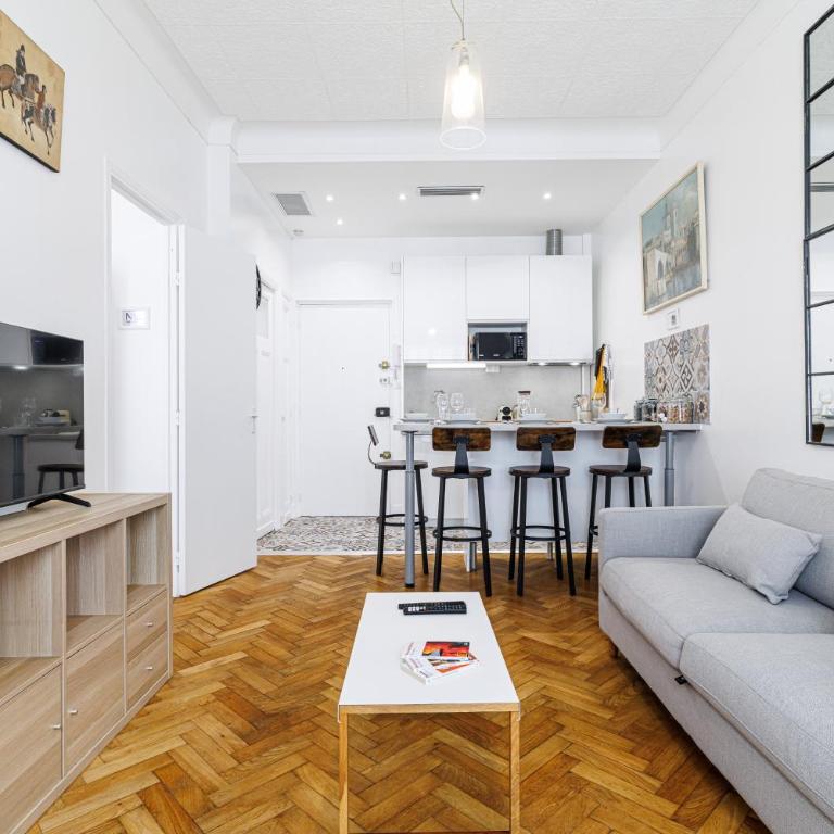 Centre Nice - 10 min plage - 5 min des transports en commun - Appartement 1 Chambre - 9