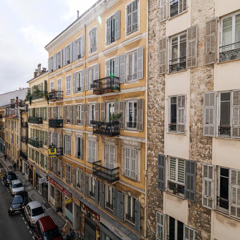 Centre Nice - 10 min plage - 5 min des transports en commun - Appartement 1 Chambre - 12
