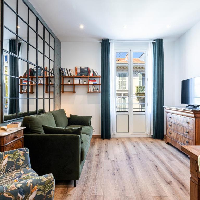 Centre Nice - 10 min plage - 5 min des transports en commun - Appartement 1 Chambre - 18