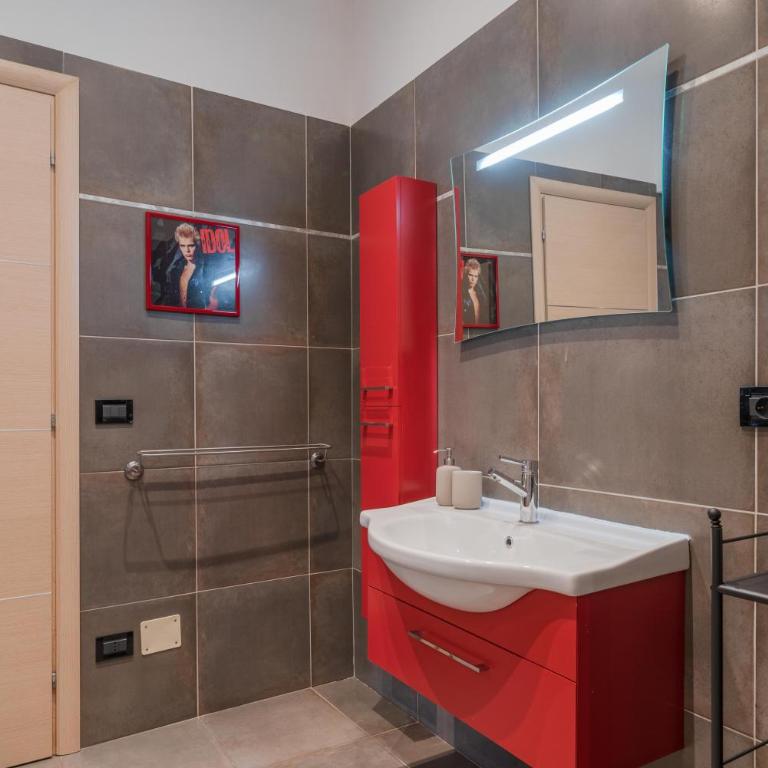 Modern Bright 2BR Penthouse Close to City Center - Appartamento con 2 Camere da Letto - 24