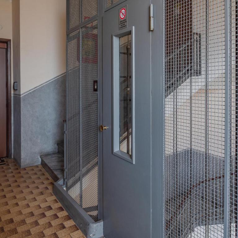 Modern Bright 2BR Penthouse Close to City Center - Appartamento con 2 Camere da Letto - 47