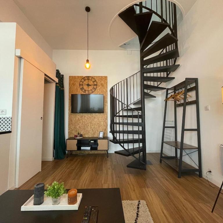Duplex lumineux centre-ville - Apartment mit 1 Schlafzimmer - 14