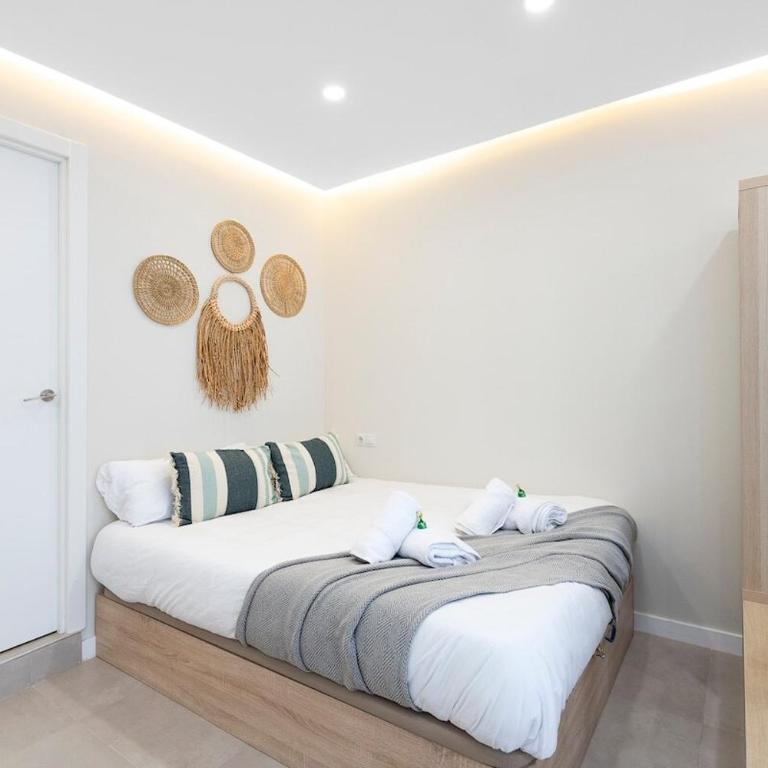 Málaga EXCLUSIVE Apartment Jacuzzi - by N&N LUXE PROPERTIES - Deluxe Apartment - 5